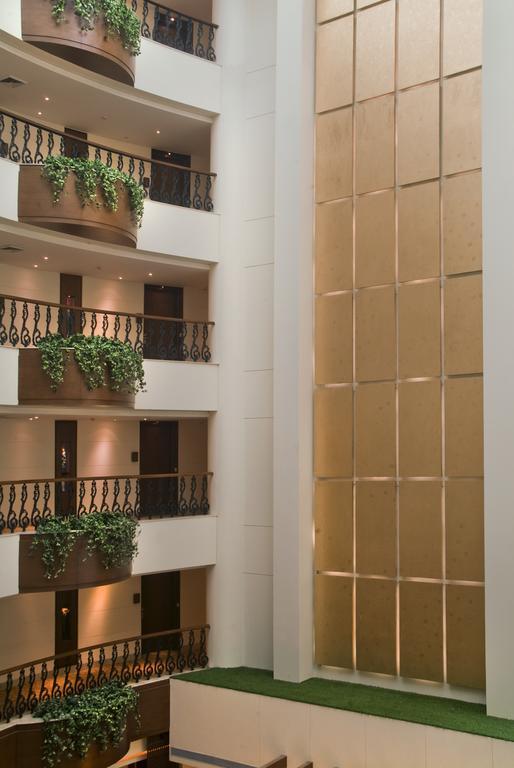 Savoy Suites Greater Noida Exteriér fotografie