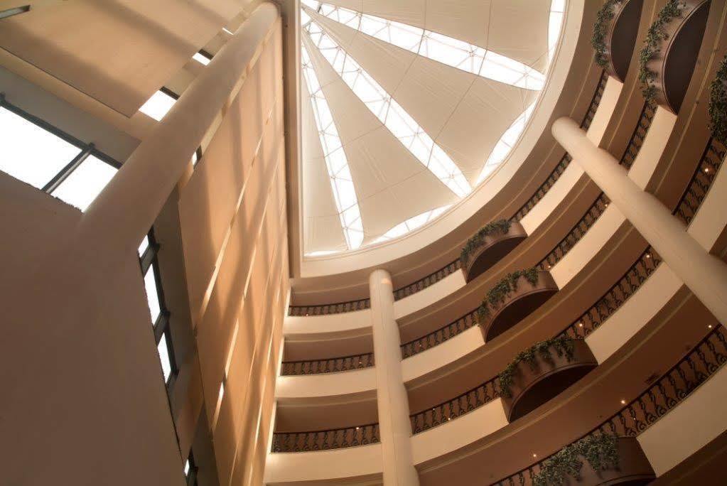 Savoy Suites Greater Noida Exteriér fotografie
